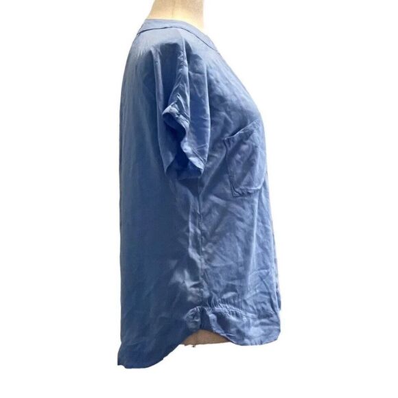 Anthropologie Cloth And Stone Rayon Blue Chambray Blouse 2 Breast Pockets Small - Picture 3 of 9